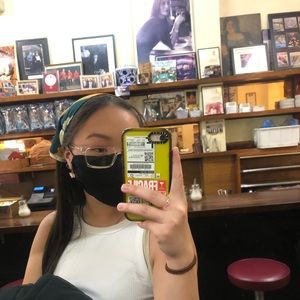 Meet your Posher, Angelina